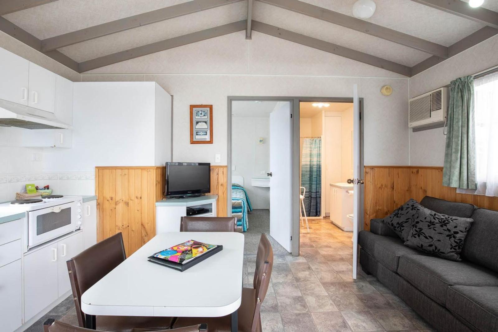 Barwon River Holiday Park จีลอง ภายนอก รูปภาพ