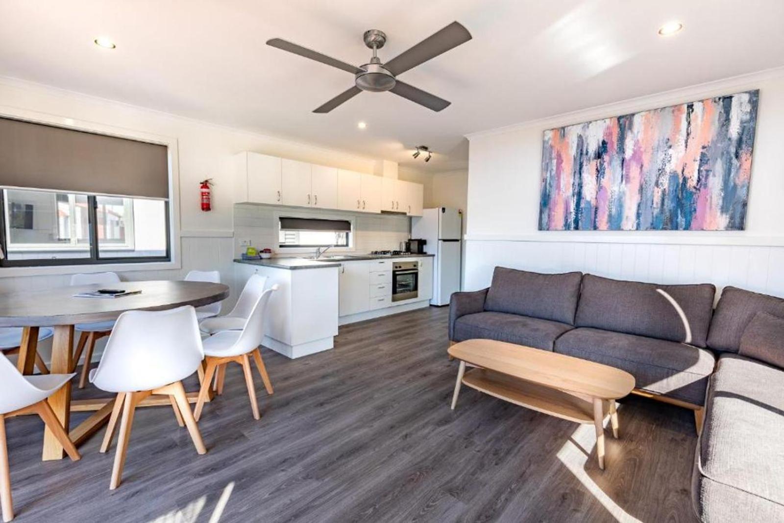 Barwon River Holiday Park จีลอง ภายนอก รูปภาพ