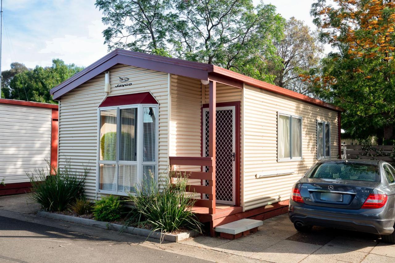 Barwon River Holiday Park จีลอง ภายนอก รูปภาพ